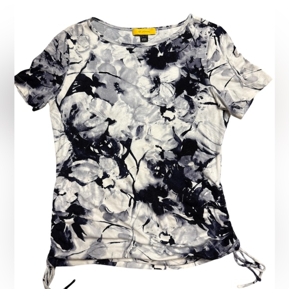 St. John Tops - St. John floral t shirt